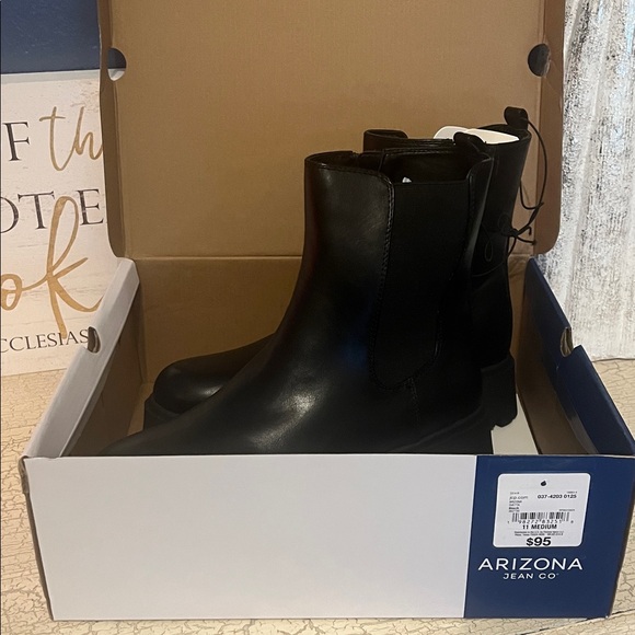 Arizona Jean Company Black Combat Boots new with tags - Picture 6 of 8